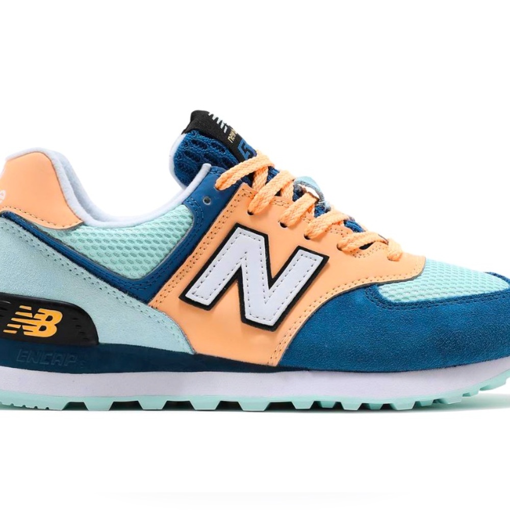 New Balance 574 Light Mango/Blue US 9 (Women’s)